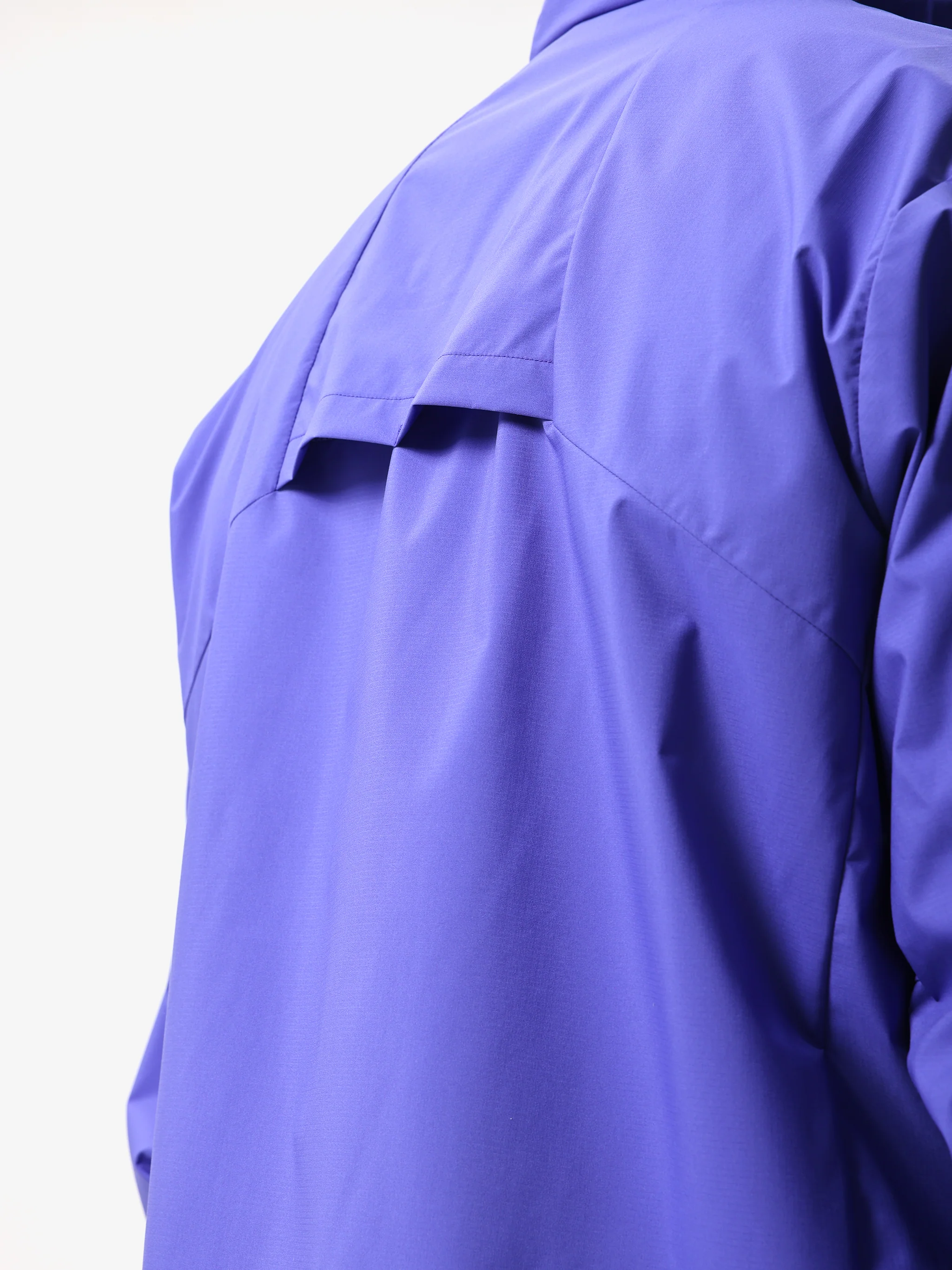 Storm Piercer Lightweight Rain Jacket - Image 7